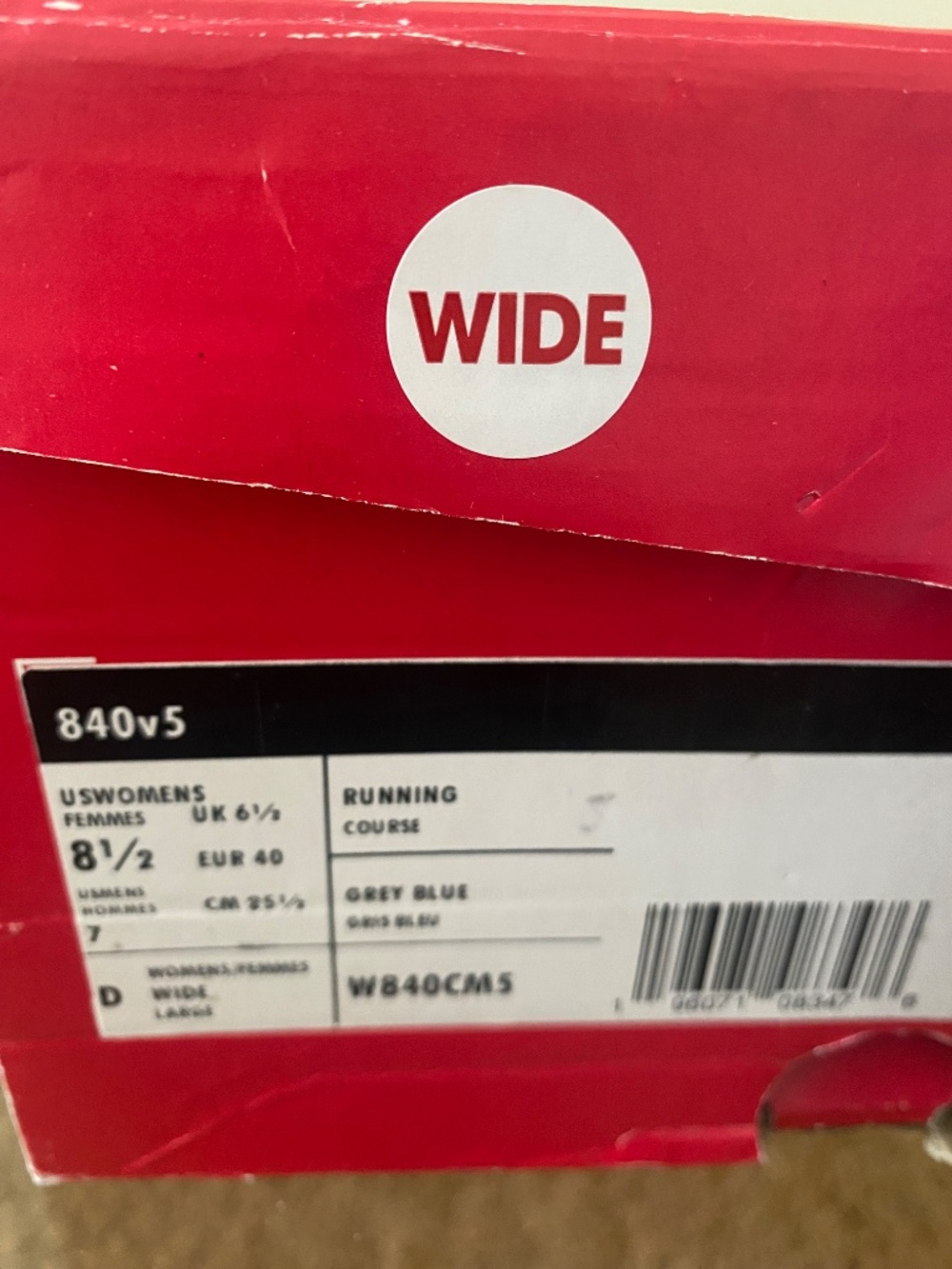 Sneaker - Picture 4 of 5